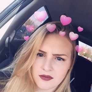 Meet your Posher, Elie